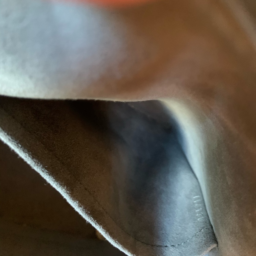 Lv Bag. Pristine Condition. - image 5